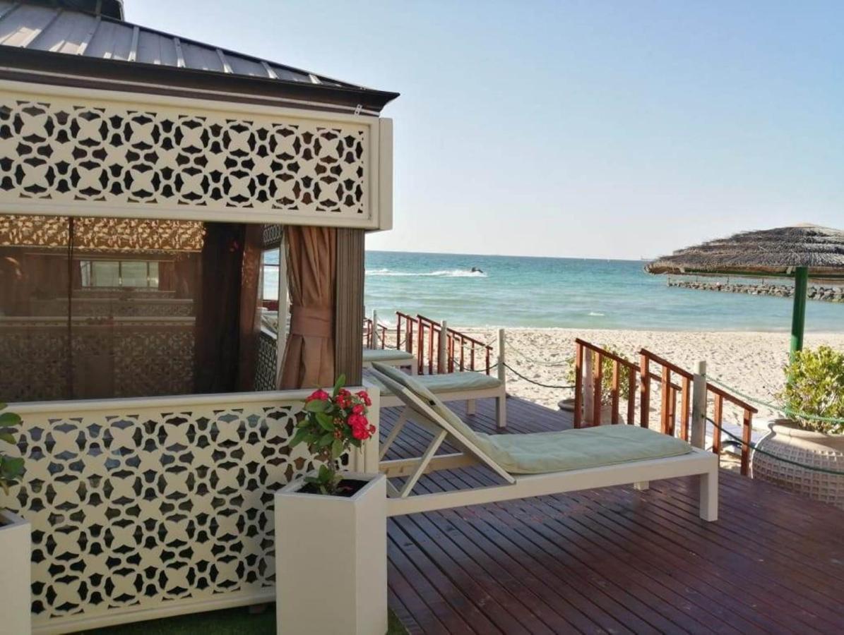 Sahara Beach Resort & Spa Sharjah Exterior foto Beach at the Kempinski