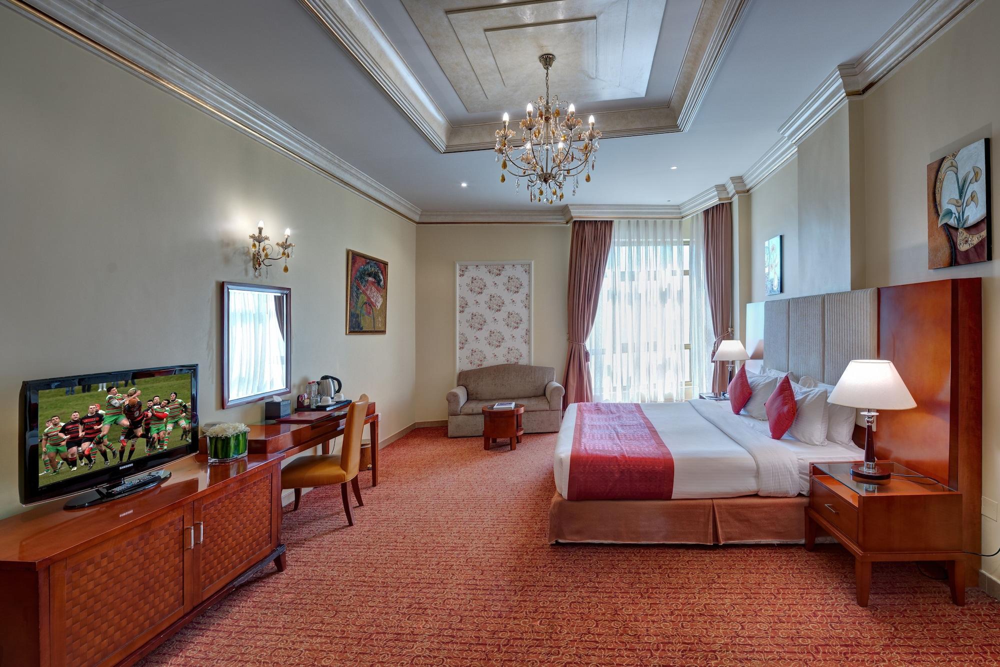 Sahara Beach Resort & Spa Sharjah Exterior foto A room at the hotel