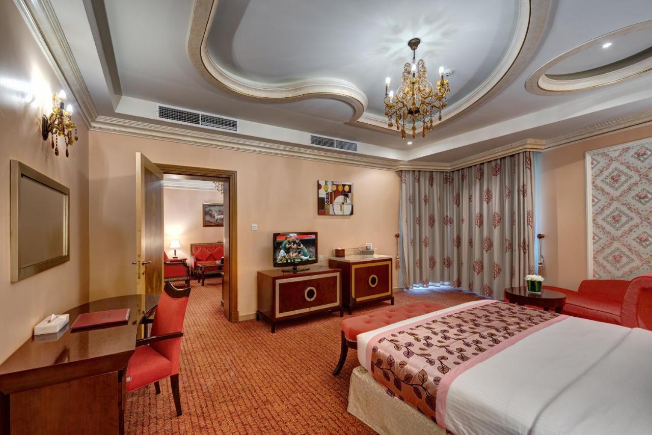 Sahara Beach Resort & Spa Sharjah Exterior foto Suite