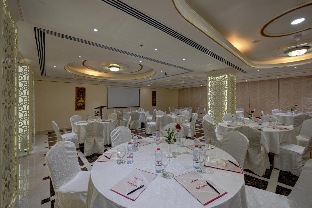 Sahara Beach Resort & Spa Sharjah Exterior foto The ballroom