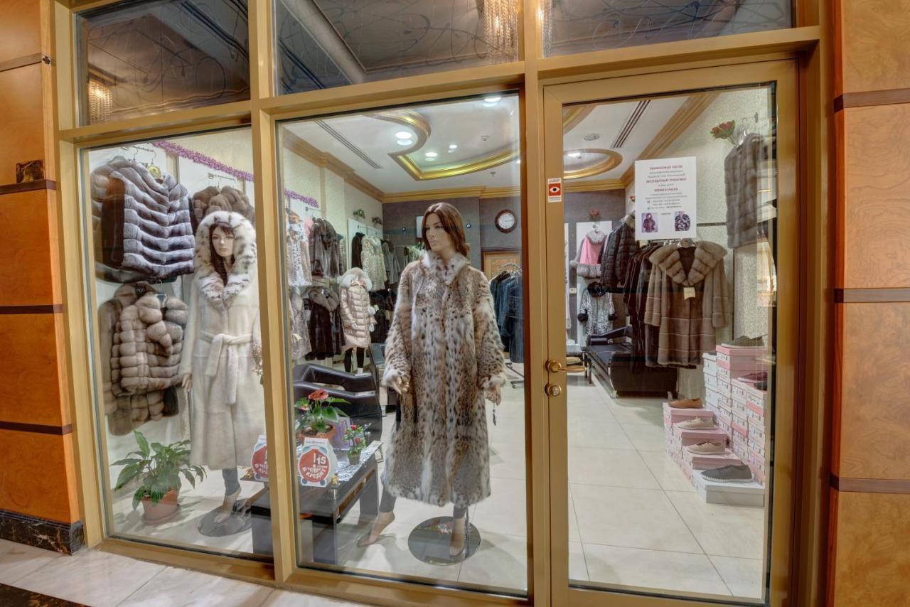 Sahara Beach Resort & Spa Sharjah Exterior foto A fur store in Bishkek
